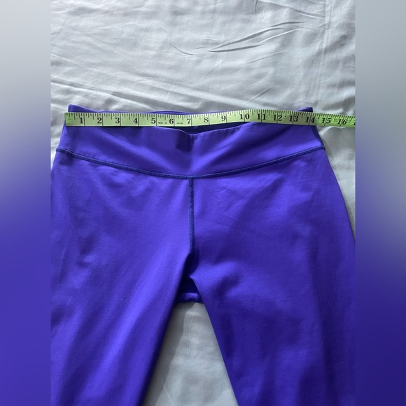 Fabletics Capris - Picture 3 of 4